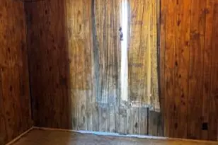 3412 W Park Hill Ave, Milwaukee, WI 53208 - Photo 1