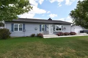 6407 247th Ave, Paddock Lake, WI 53168 - Photo 1