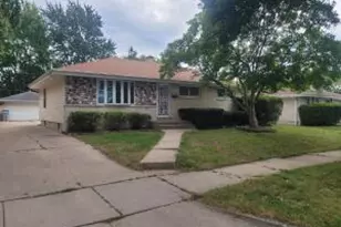 7213 W Cody Cir, Milwaukee, WI 53223 - Photo 1
