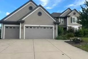 729 Bass Dr, Racine, WI 53185 - Photo 1