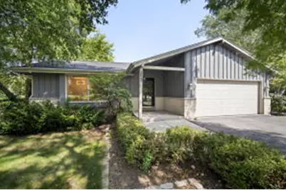 9100 N Santa Monica Blvd, Bayside, WI 53217 - Photo 1