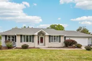 1435 Eldorado Dr, Oconomowoc, WI 53066 - Photo 1