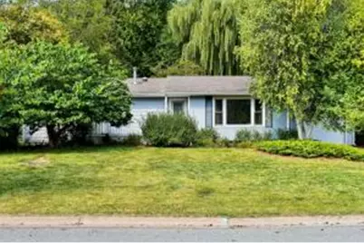 338  Pleasant Hill Dr, Winona, MN 55987 - Photo 1