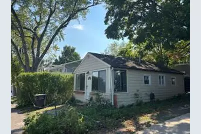 158  Big Foot St, Fontana, WI 53125 - Photo 1