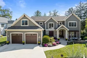 2705 Knollcrest Dr, Burlington, WI 53105 - Photo 1