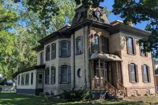 623 S 12th St, Watertown, WI 53094 - Photo 1