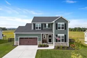 W190N15739 Maple Fields Cir, Jackson, WI 53037 - Photo 1