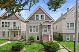 2428 S 14th St, Milwaukee, WI 53215 - Photo 1