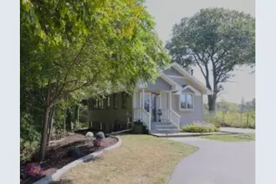 604  Waters Edge Rd, Racine, WI 53402 - Photo 1