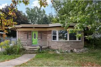 2009  Rapids Dr, Racine, WI 53404 - Photo 1