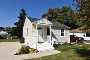 1344 Vine St, Racine, WI 53182 - Photo 1