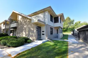 1591 S Carriage Ln, New Berlin, WI 53151 - Photo 1