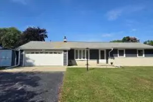 810 Cardinal Dr, Jackson, WI 53012 - Photo 1