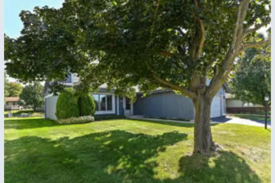 5444 S Morningside Ln, Greenfield, WI 53221 - Photo 1