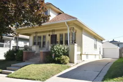 601  Blaine Ave, Racine, WI 53405 - Photo 1