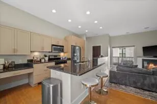 1828 E Greenwich Ave, Milwaukee, WI 53211 - Photo 1