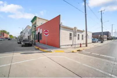 117 S 3rd St, Watertown, WI 53094 - Photo 1