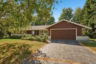 671 W Dekora St, Saukville, WI 53080 - Photo 1