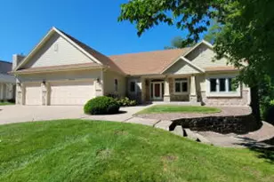 S66W16256 Chestnut Ridge Ct, Muskego, WI 53150 - Photo 1