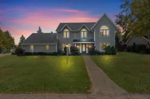 14505 W Fieldpointe Dr, New Berlin, WI 53151 - Photo 1