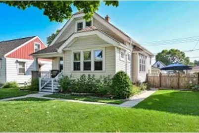 3912 S Troy Ave, Saint Francis, WI 53235 - Photo 1