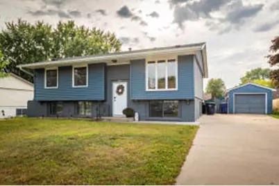 215  16th Ave, Onalaska, WI 54650 - Photo 1