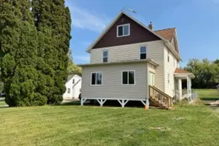 252 S Hustis St, Hustisford, WI 53034 - Photo 1