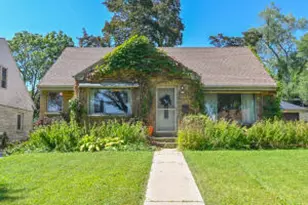 133 N 85th St, Wauwatosa, WI 53226 - Photo 1