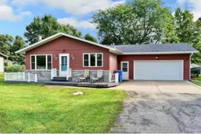 42  Wenonah Rd, Rollingstone, MN 55959 - Photo 1