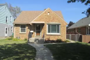 3306 W Poe St, Milwaukee, WI 53215 - Photo 1