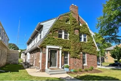 4053 N Bartlett Ave #1615 E Kenmore Pl, Shorewood, WI 53211 - Photo 1