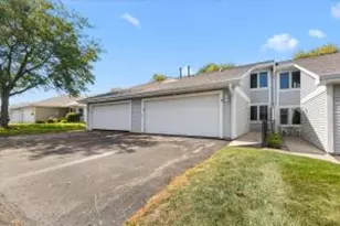 217 Hartford Square, Hartford, WI 53027 - Photo 1