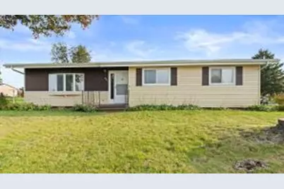 401  Fairview Dr, Viroqua, WI 54665 - Photo 1