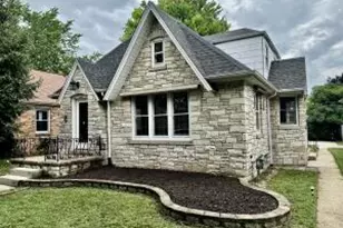 2346 S 57th St, West Allis, WI 53219 - Photo 1