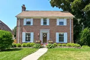 2859 N 72nd St, Milwaukee, WI 53210 - Photo 1