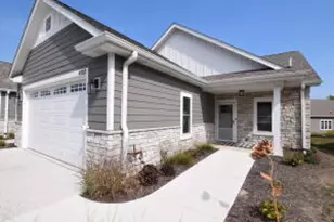 4052 S 124th St, Greenfield, WI 53228 - Photo 1