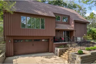 368  Dresser Dr, Winona, MN 55987 - Photo 1