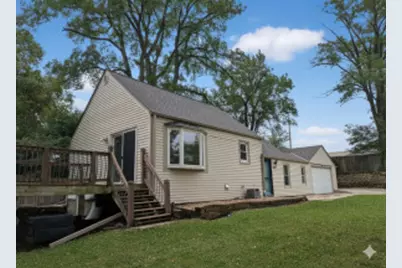 1421 S 168th St, New Berlin, WI 53151 - Photo 1