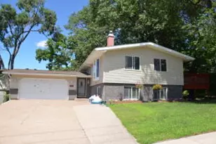 1217 Wilson St, Onalaska, WI 54650 - Photo 1