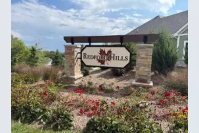 W253N5539  Crescent Hill Dr, Sussex, WI 53089 - Photo 1