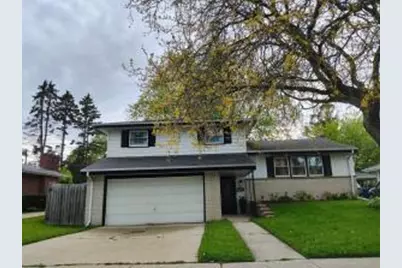 3810  Erie St, Racine, WI 53402 - Photo 1