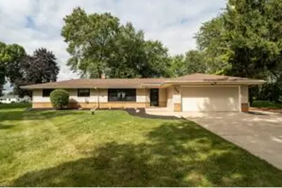 3565  Sunny Crest Dr, Brookfield, WI 53005 - Photo 1