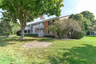 157 Linden Ln, Thiensville, WI 53092 - Photo 1