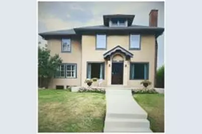 2067 S 82nd St, West Allis, WI 53219 - Photo 1