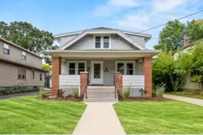 W61N413  Washington Ave, Cedarburg, WI 53012 - Photo 1