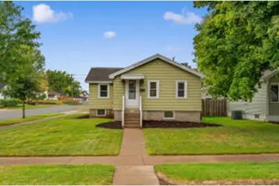 326  9th Ave, Onalaska, WI 54650 - Photo 1