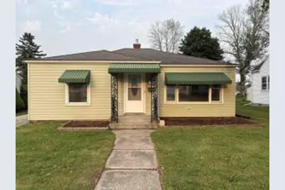 1413 N 6th St, Manitowoc, WI 54220 - Photo 1