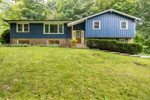 107 Parkway Dr, Slinger, WI 53086 - Photo 1