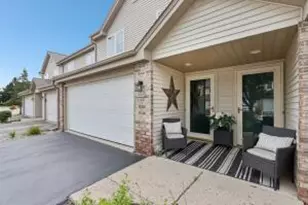 1909 Mallard Pointe Cir, Waukesha, WI 53189 - Photo 1