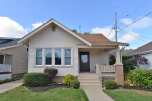 712 Cleveland Ave, Racine, WI 53405 - Photo 1